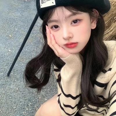 劳拉·马尔斯的眼睛